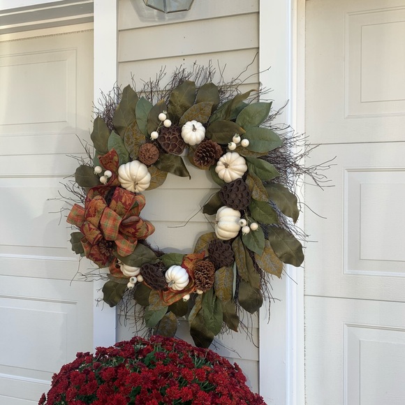 Autumn Pumpkin Decorative Wreath - Picture 3 of 5